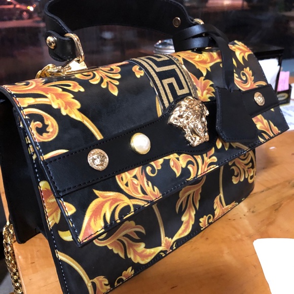 Purse - Picture 2 of 2